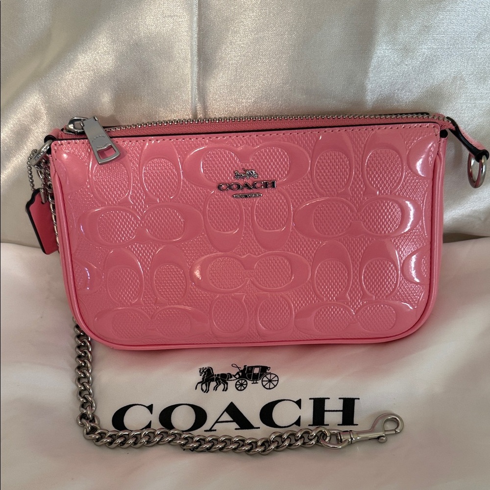 🩷Coach NWT Pink Pearlized Nolita19 Signature Leather/Heart Charm/SilverHardware - Picture 4 of 9